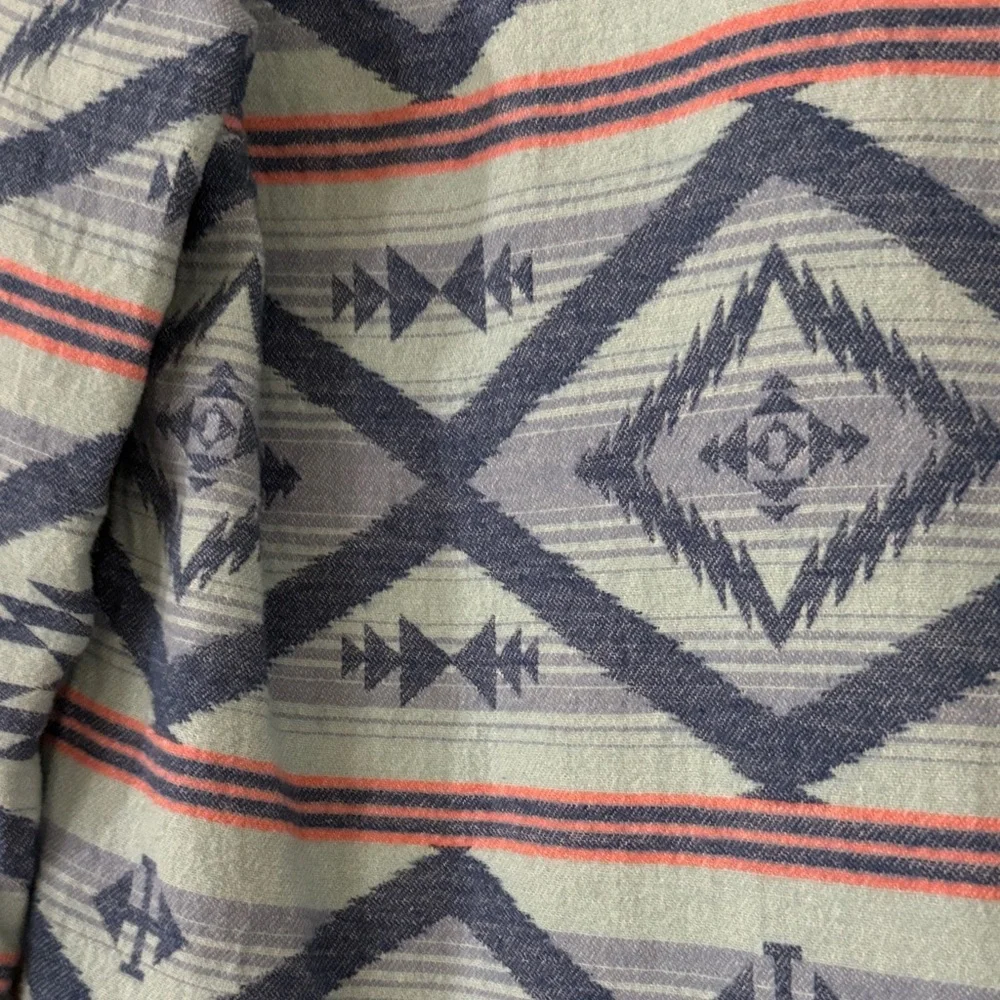 Faherty Patterned Button-Up Shirt - Picture 3 of 5
